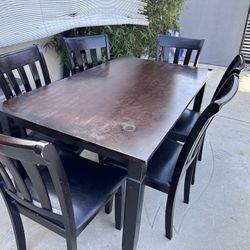 Dining Table Set