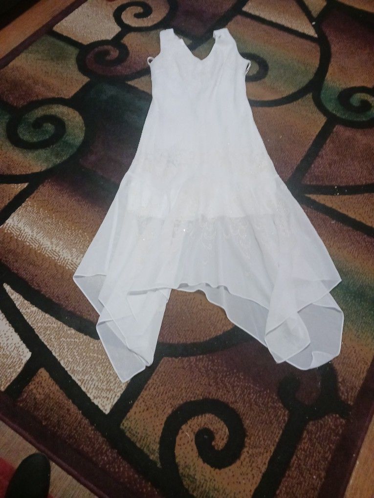 White Wedding Dress Or Party Dreess