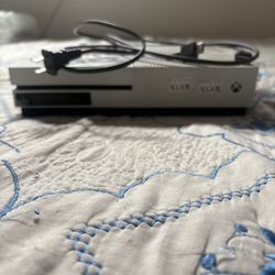 Xbox One S, White, all cables included 250GB storage