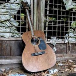 WANTED: Broken or Worn Guitars!