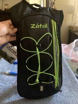Zefal sport 1.5 liter hydration bag new!