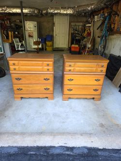 Matching 3-Drawer End Table Wood