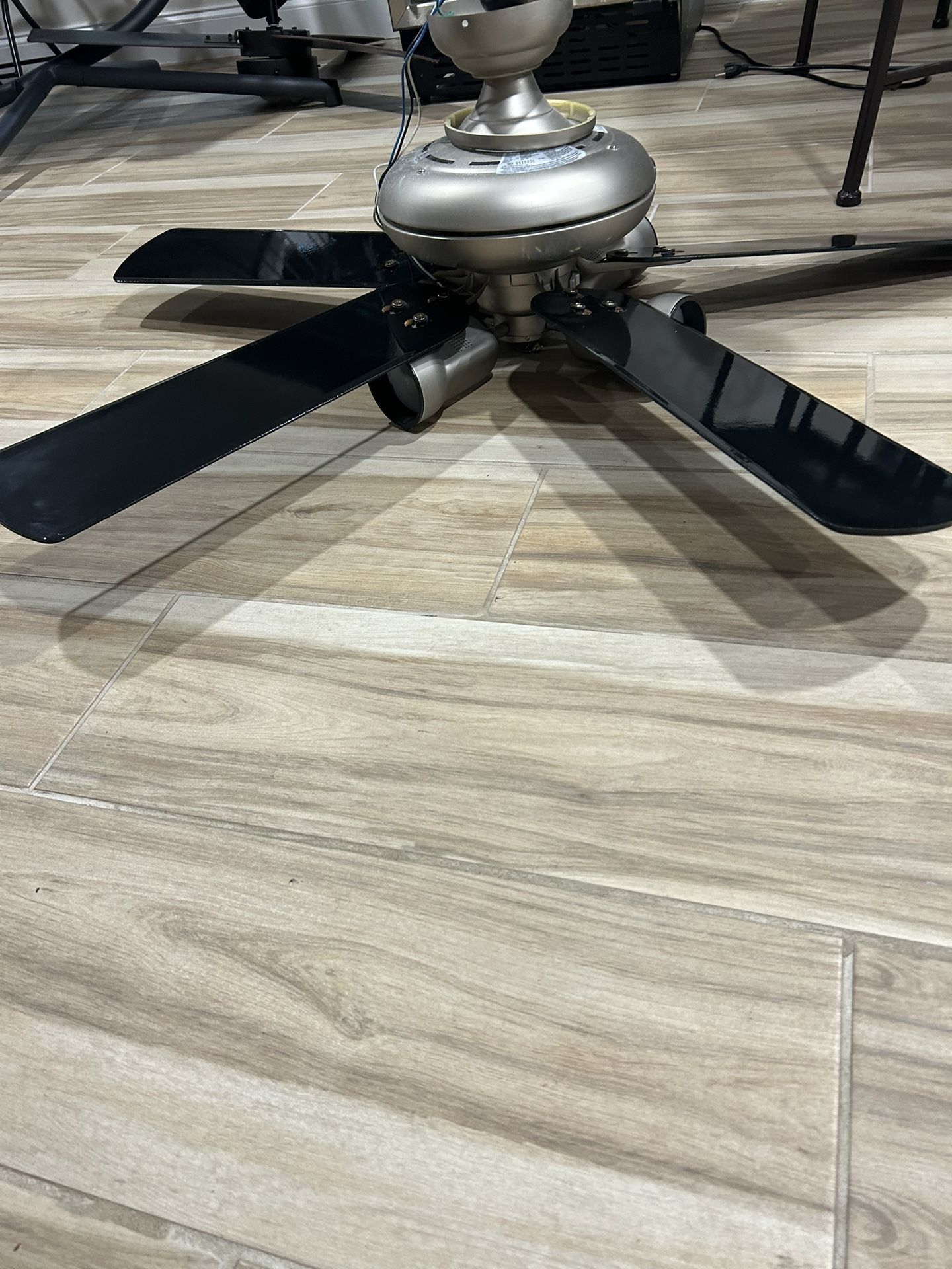 Ceiling Fan With Light And Remote
