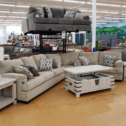 Dorsten Sisal Sectional / couch /Living room set