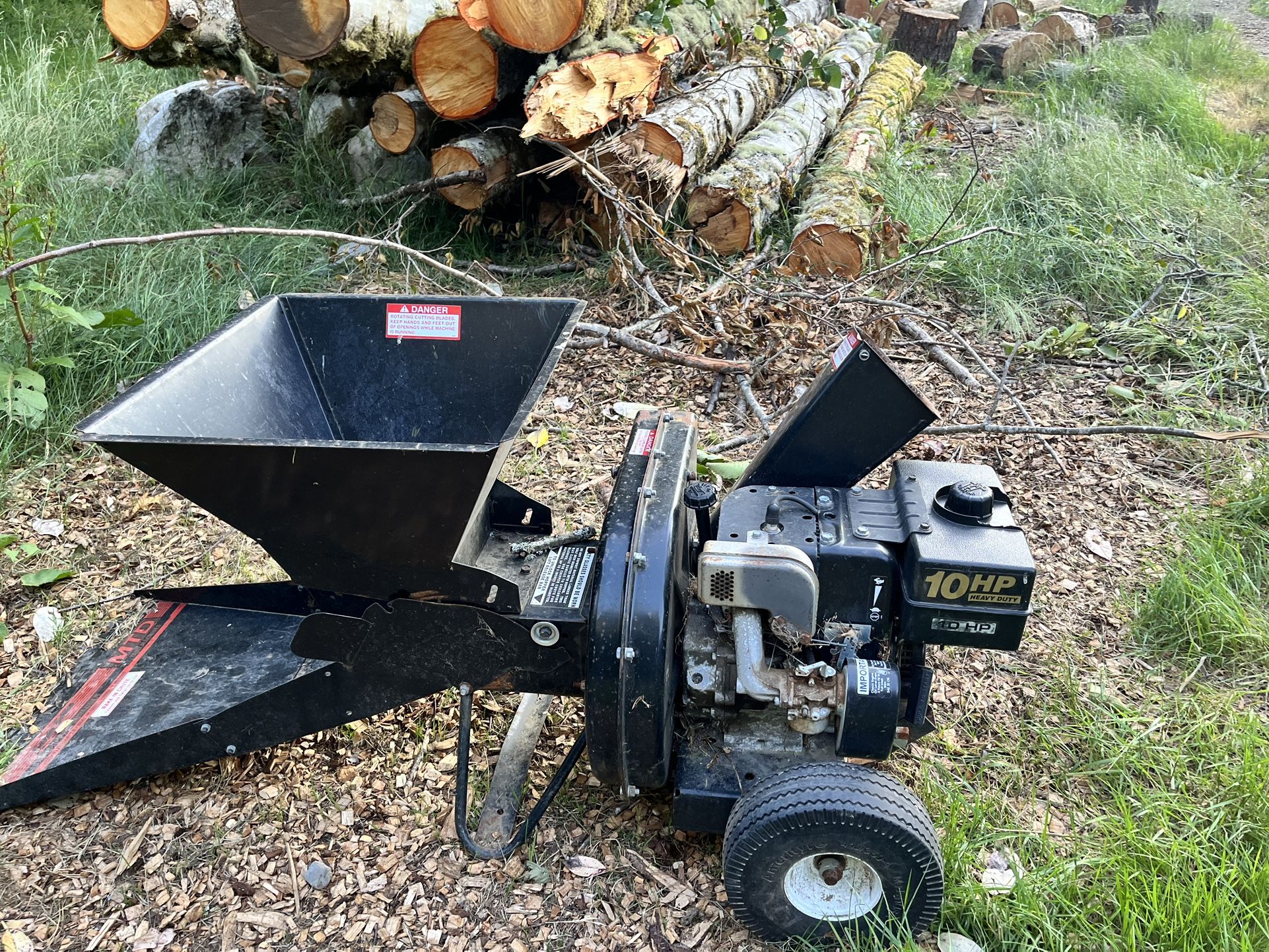 10HP MTD Wood Chipper