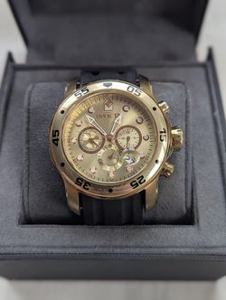 Invicta Men's Pro Diver Analog Display Swiss Quartz Watch