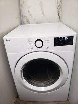 Lg dryer front load 1 yr old