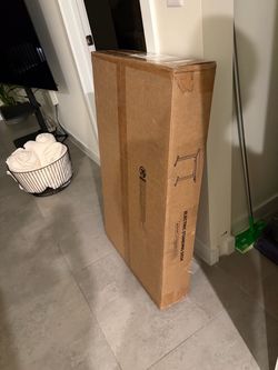 Glass tempered desk brand new