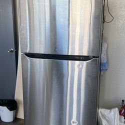 LG Stainless Steel Refrigerator – Works Great – $220