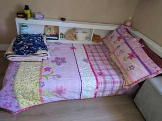 Twin Bedframe with Bookshelf