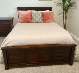 Ashley Furniture Full Size Bedroom Set