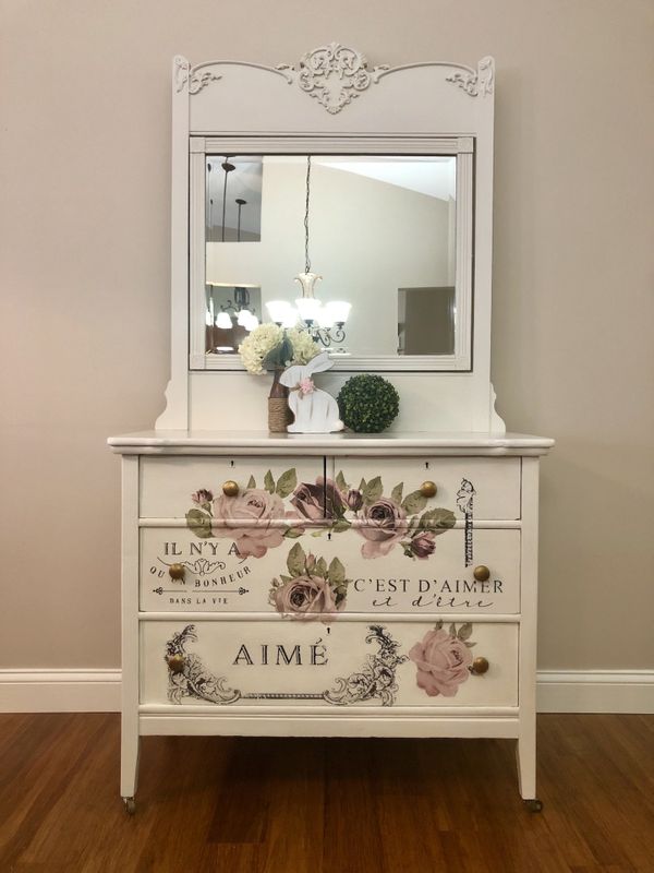 Vintage Dresser With Beveled Mirror For In O Fallon Mo Offerup