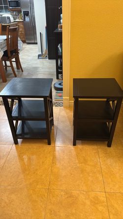Set of 2 Black Wood End Tables
