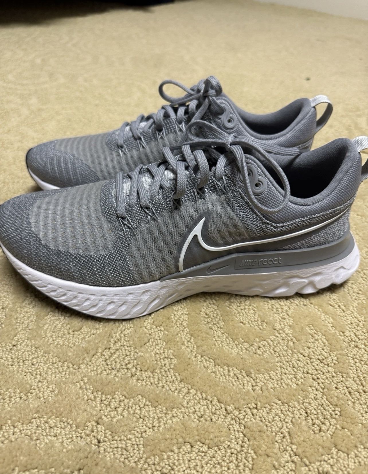 Nike React Infinity size 10.5