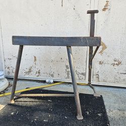 Anvil Stand 