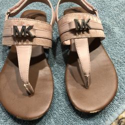Michael Kors Pink Sandals Size 1