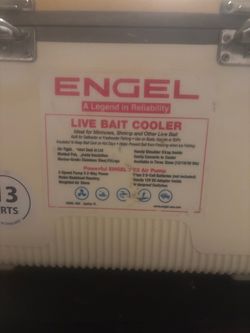 Live bait cooler with bubbles