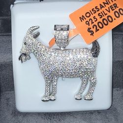 6 CTW GENUINE MOISSANITE DIAMOND GOAT PENDANT in 925 Silver