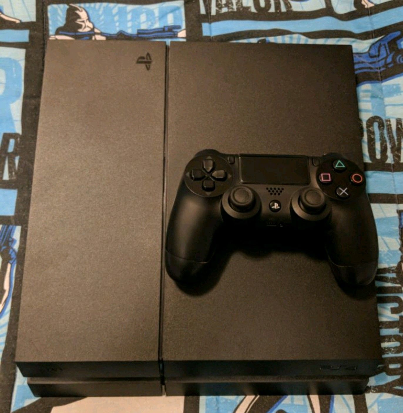 PS4 w/Controller and Game
