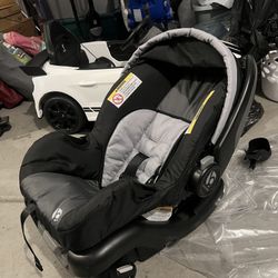 Baby Trend Carseat 