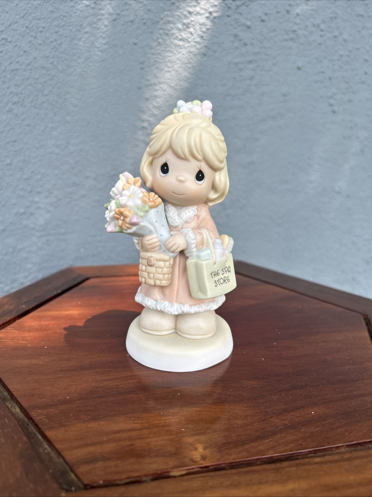 The Enesco Precious Moments Collectors Club “it’s Time To Bless Your Own Day”