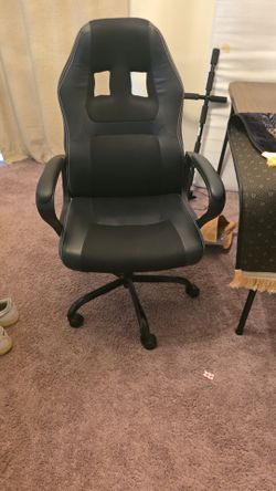 Desk chair 25