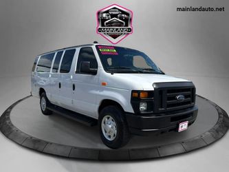 2014 Ford E350 Super Duty Passenger