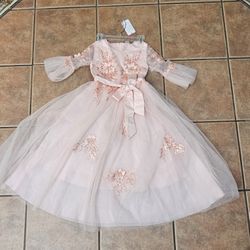 Beautiful Tulle Dress For Girls- Size 7/8