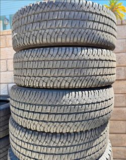 275 70 18 Michelin Tires Con 80% de Vida Las 4