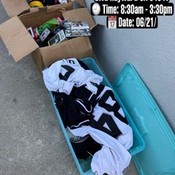 YARD SALE – Vintage Treasures & Collectibles! 🎶🕰️