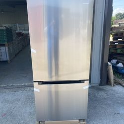 Vissani 30 in. 18.7 cu. ft. Bottom Freezer Refrigerator in Fingerprint Resistant Stainless Steel, Garage Ready