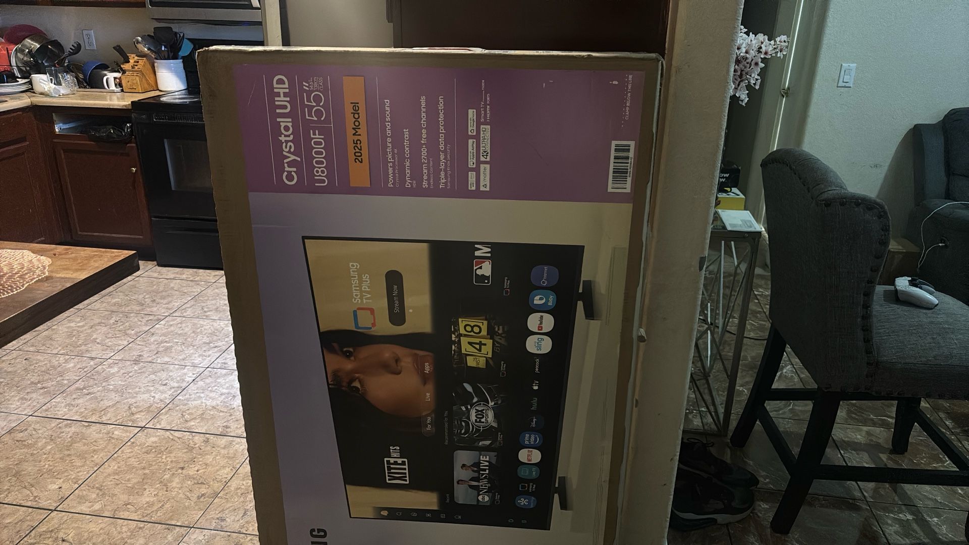 Brand New Samsung Crystal UHD U8000 55” (2025 Model) – Never Used