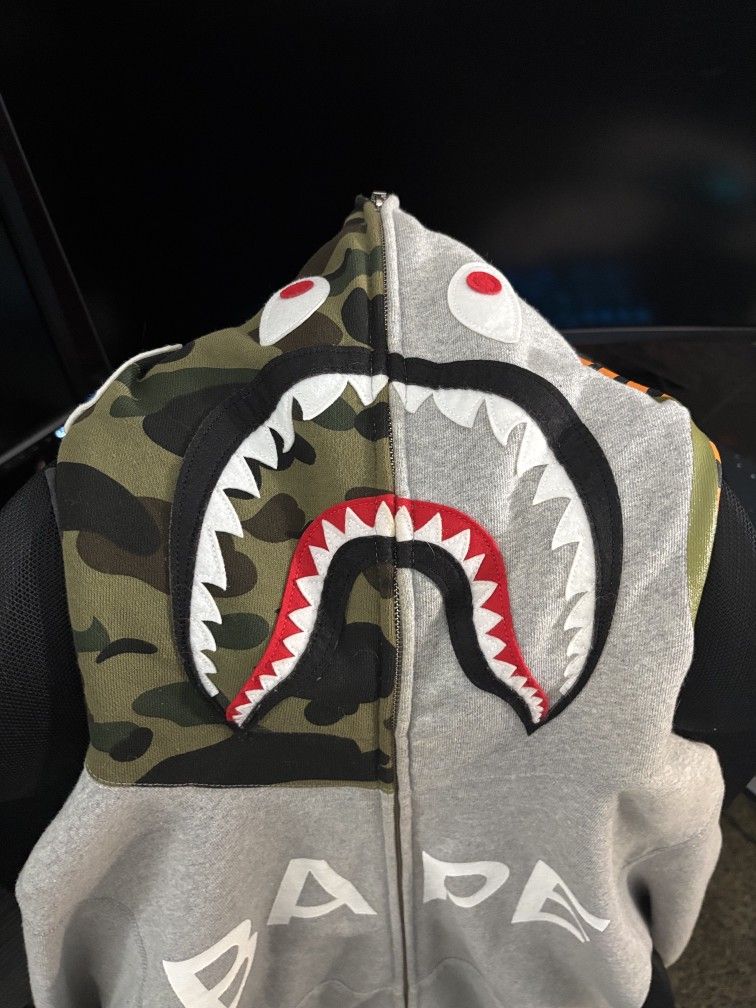 Bape shark zip used