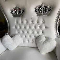 Throne Chair
