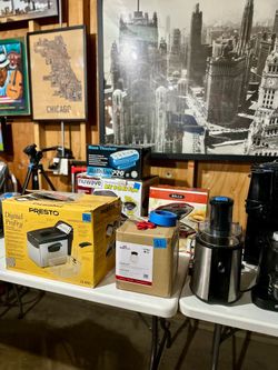 🎉 HUGE ONE-DAY GARAGE SALE – UKRAINIAN VILLAGE 🎉