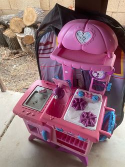 Kitchen for a-small child$4. (under10yrs old)