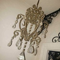 BEAUTIFUL AUTHENTIC GENUINE SWAROVSKI CRYSTAL BEADED HANGING CHANDELIER ACCENT DECOR ART PIECE