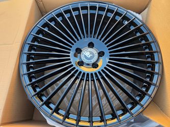 22" New ROADFORCE RF35 Wheels & New LEXANI Tires For LAND ROVER VELAR/EVOGUE