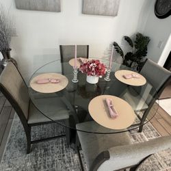 Dining Table And Chair 