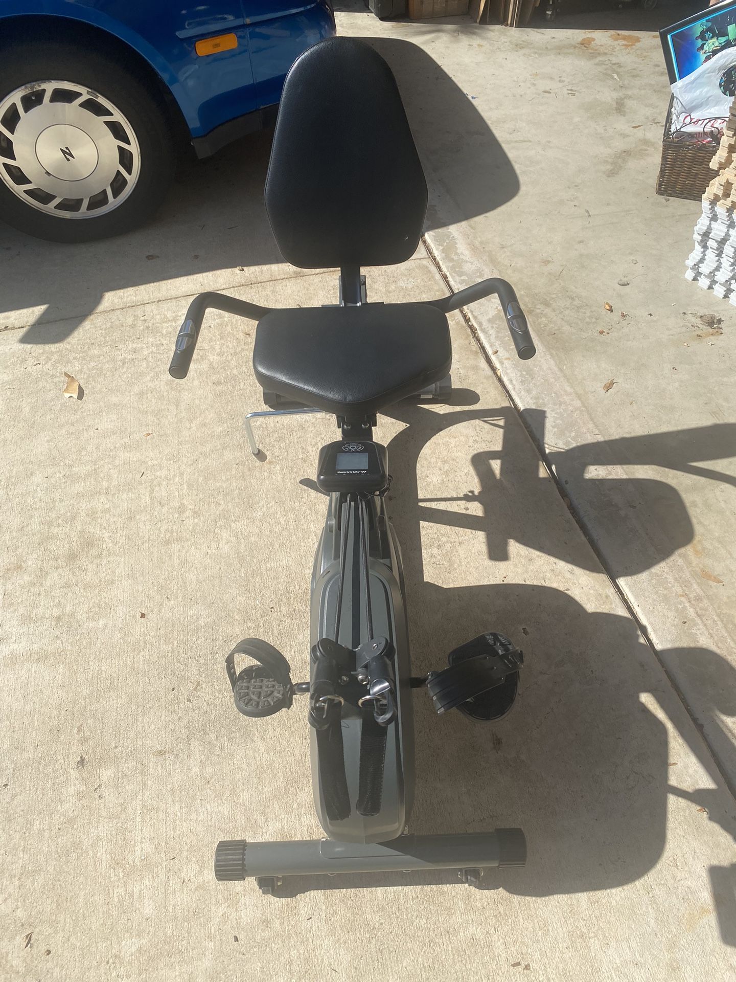 MAXKARE Exercise Bike