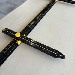 Hang It Perfect Tool