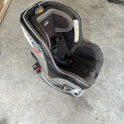 Chicco NextFit With Zip&Wash