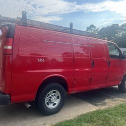 Chevrolet Express 2010