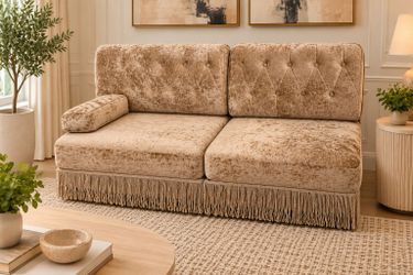 Tufted Velvet Loveseat with Fringe Trim