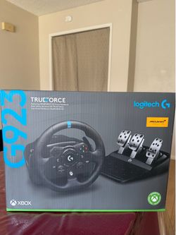 Logitech G923 TRUEFORCE Racing Wheel & Pedals for Xbox Series X|S, Xbox One, and PC (McLaren Formula Team Edition packaging).