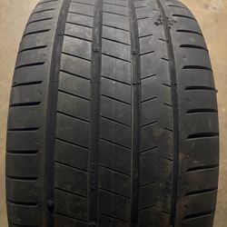 2 tires 295/35/20