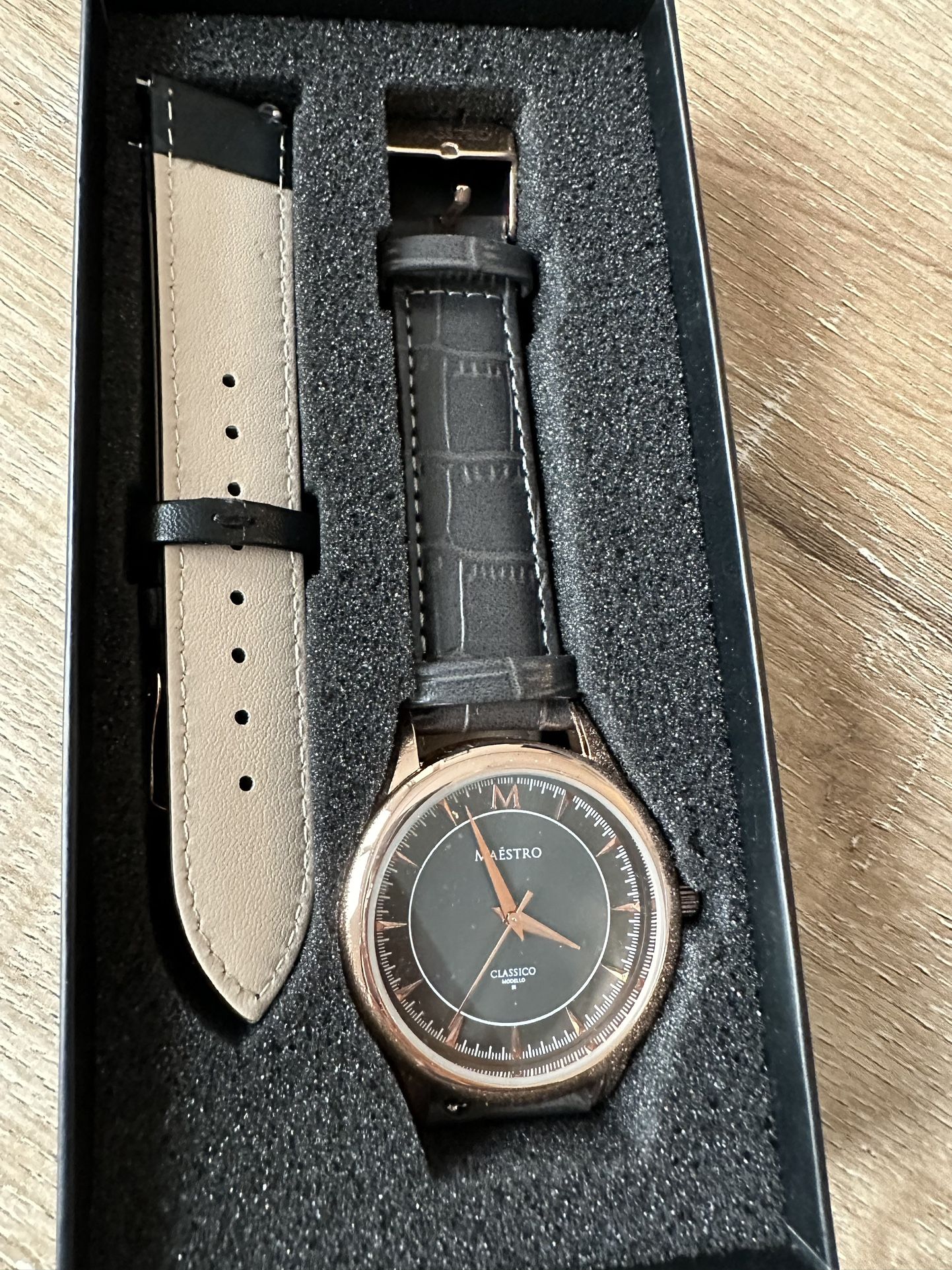 Maestro watch classico sale