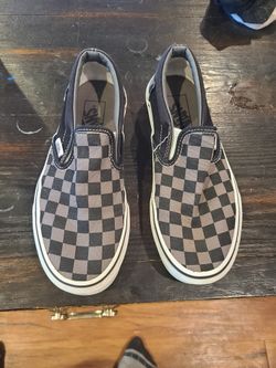 Women's Black And Gray Checkers Van's Size 6.5