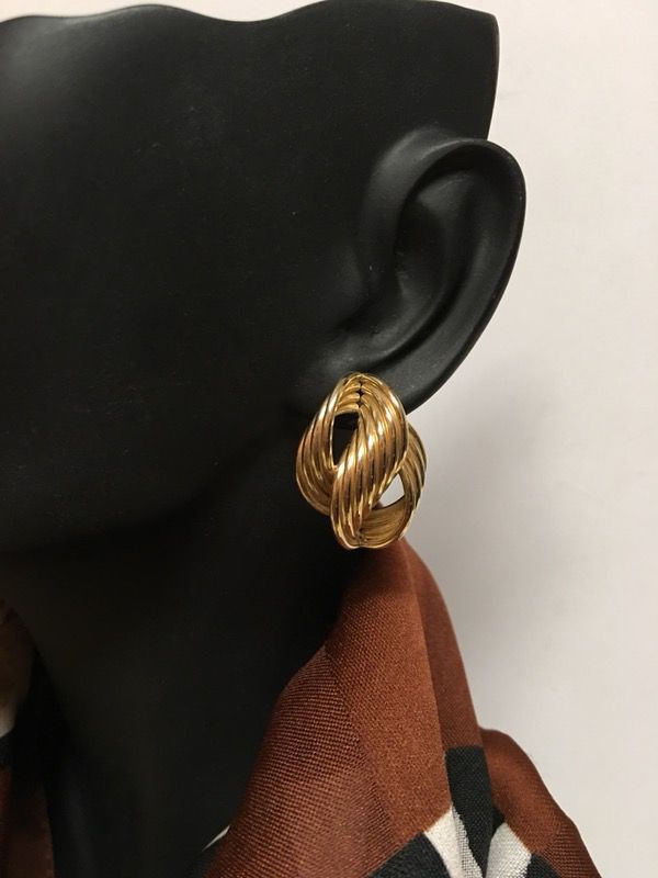 14k twisted earrings