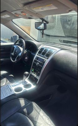 2012 GMC Acadia